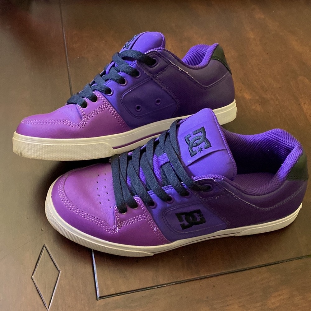Cute Purple DC Skate Shoes!